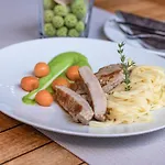 Alpen Adria & Ξενοδοχείο