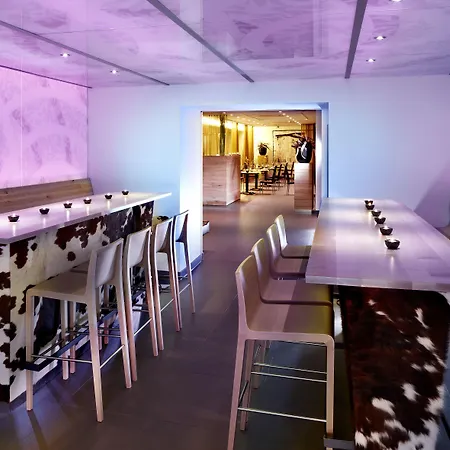 מלון Alpen Adria & 4*