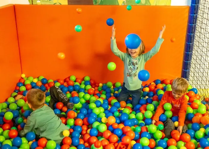 Alpen Adria & 4* Presseggersee