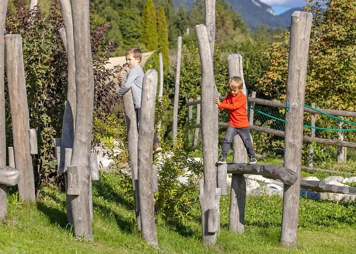 Alpen Adria & Hotel Presseggersee